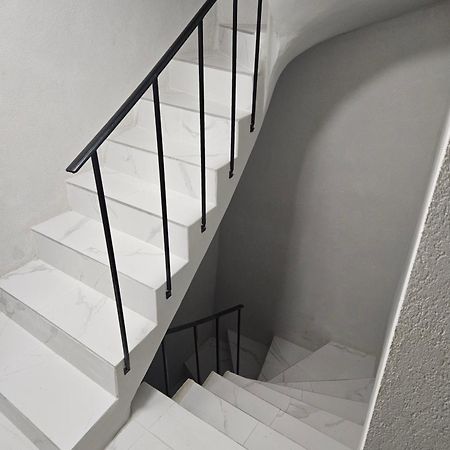 T2 Chaleureux, Calme Et Entierement Renove. Apartment Beziers Luaran gambar
