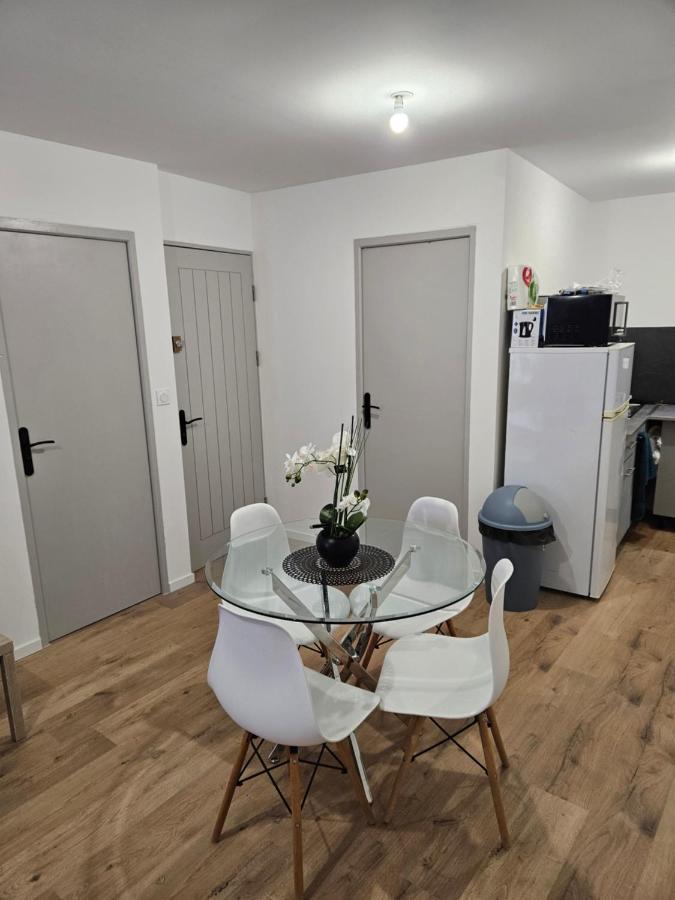 T2 Chaleureux, Calme Et Entierement Renove. Apartment Beziers Luaran gambar