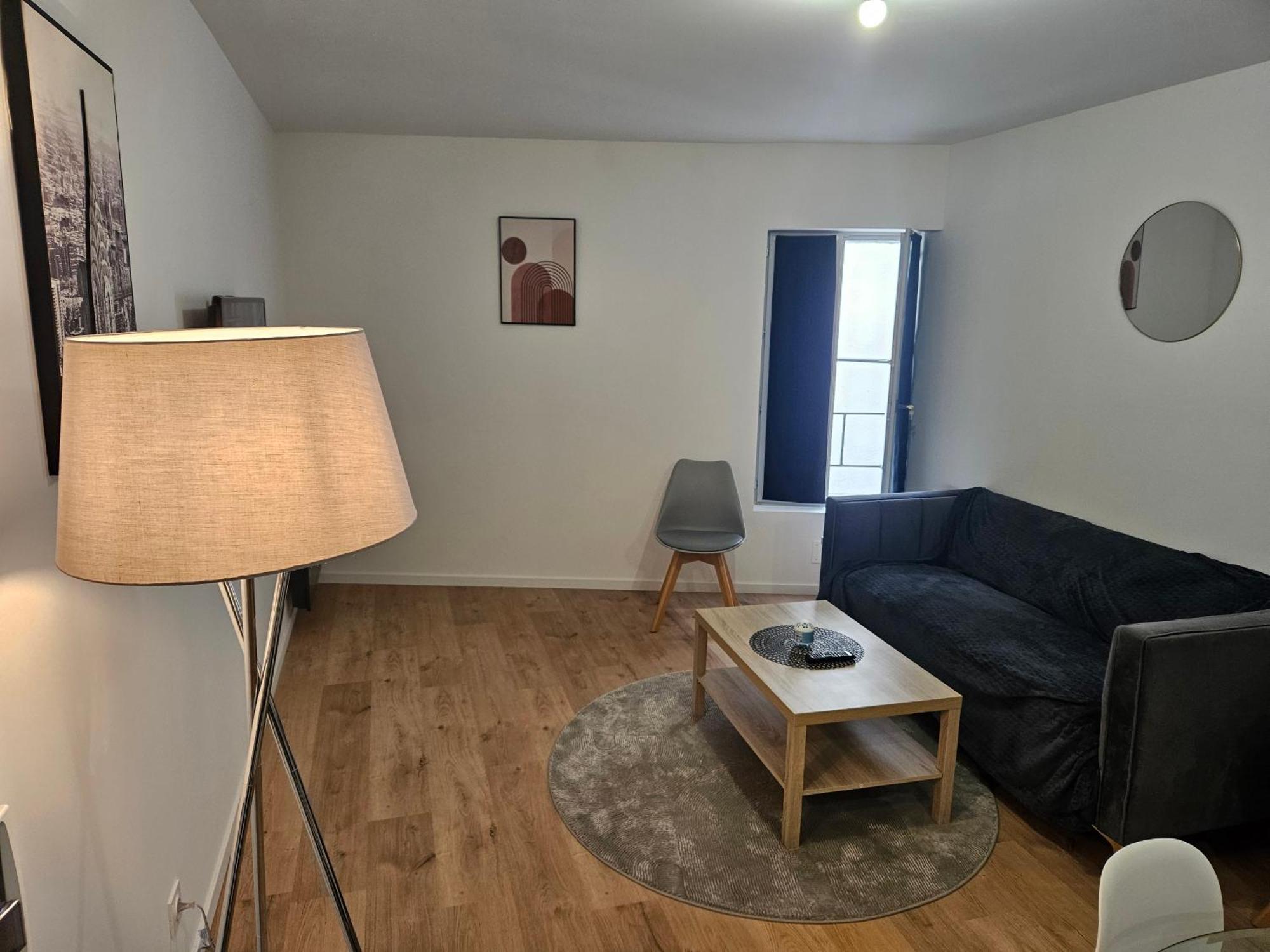 T2 Chaleureux, Calme Et Entierement Renove. Apartment Beziers Luaran gambar