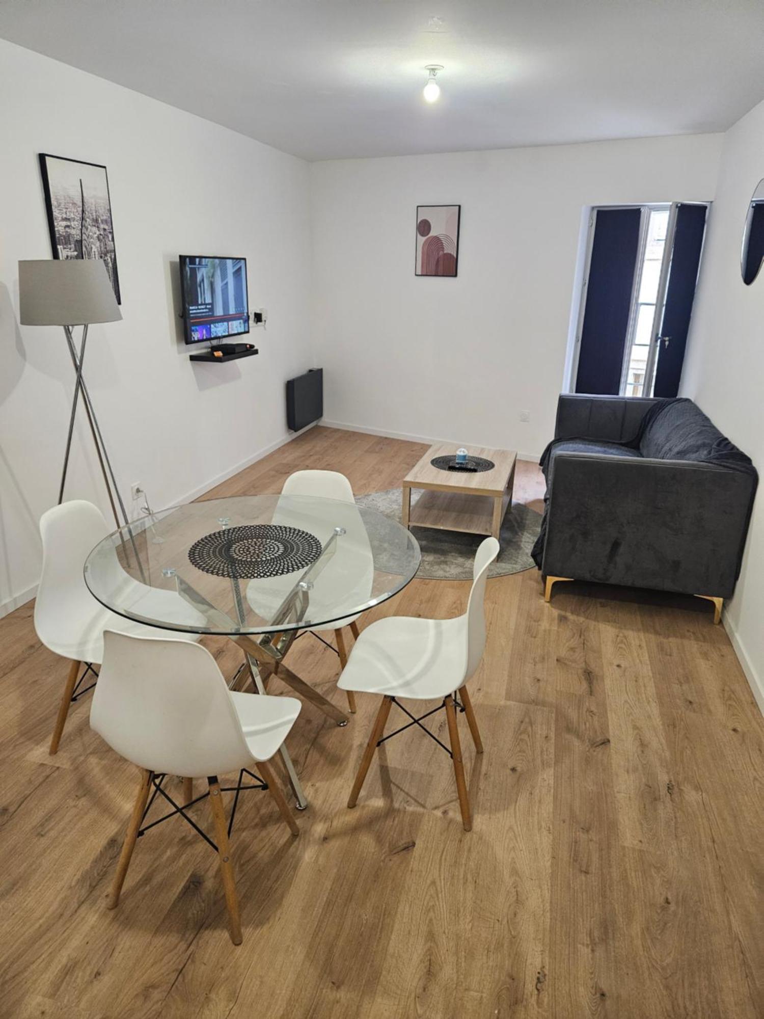 T2 Chaleureux, Calme Et Entierement Renove. Apartment Beziers Luaran gambar